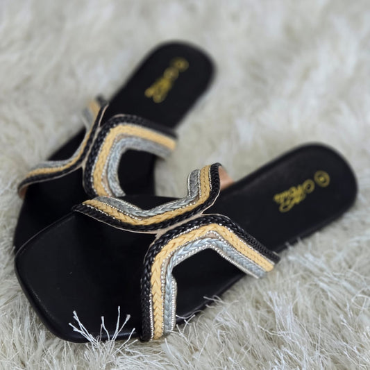 Zapato negro con dorado + plateado